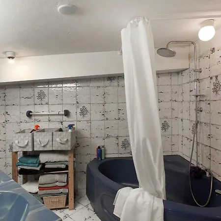 Nieuwpoortkade Houseboat - Canalview Ams Homestay Amsterdam